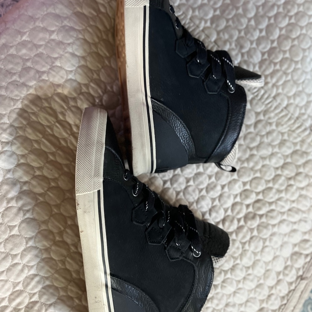 High tops